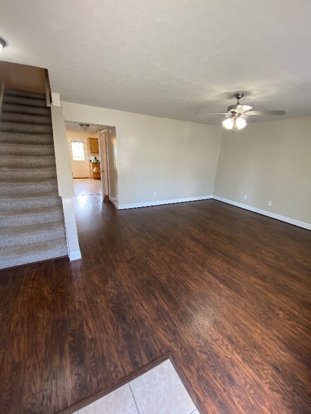 Building Photo - 3600 Old Forest Rd