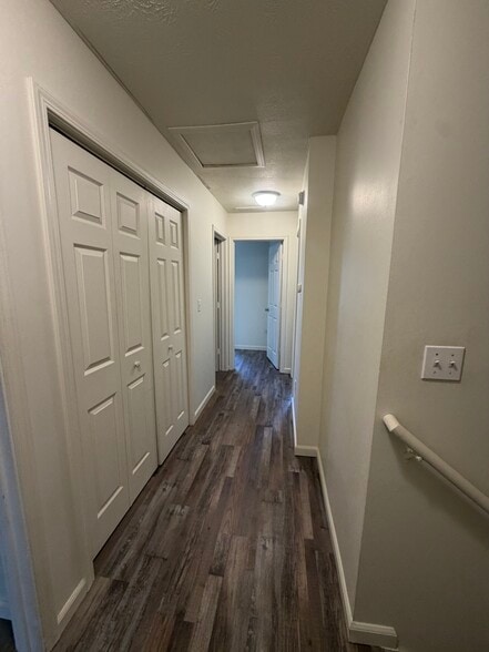 Hallway upstairs - 1443 W Westwind Ct