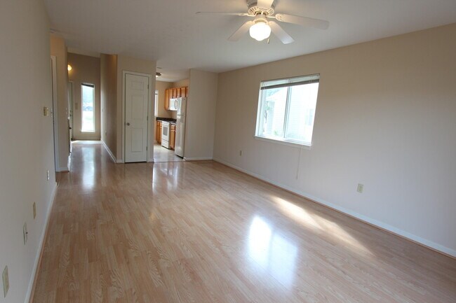 Building Photo - 1518 Timber Creek Dr