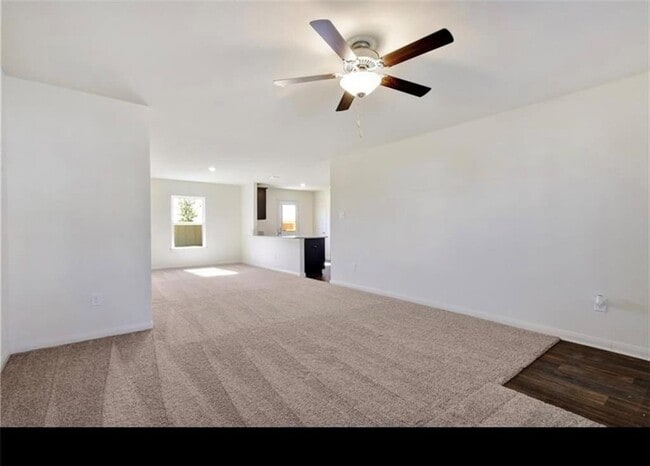 Building Photo - 313 Riverdale Dr