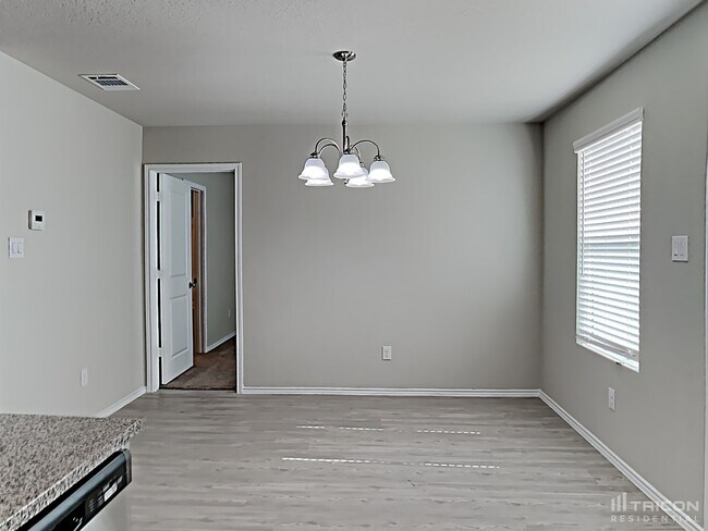Building Photo - 5538 Basil Chase