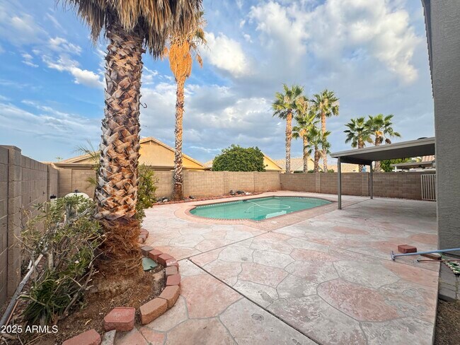 Building Photo - 17315 N Kimberly Way
