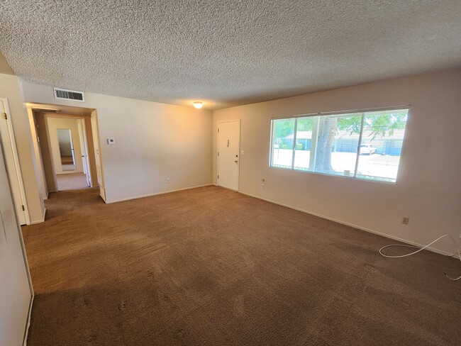 Building Photo - 5604 Indian Wells Ave