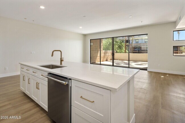 Building Photo - 7126 E Osborn Rd