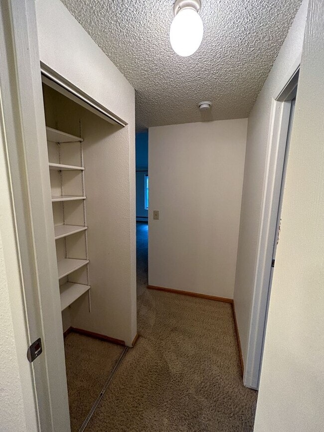 Building Photo - Renton Highlands 1 Bed 1 Bath Condo for Lease!