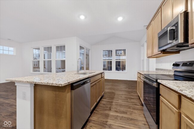 Building Photo - 15988 Tharp Wds Dr