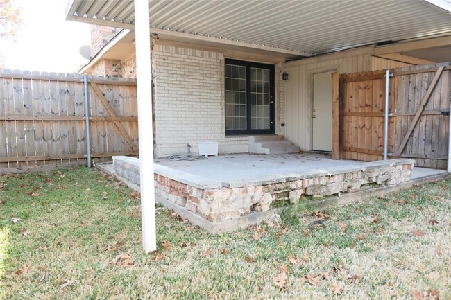 Building Photo - 6317 Rincon Way