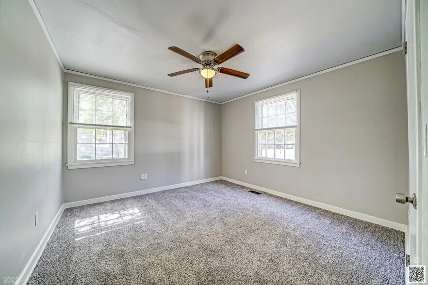 Building Photo - 2506 Coleman Ave