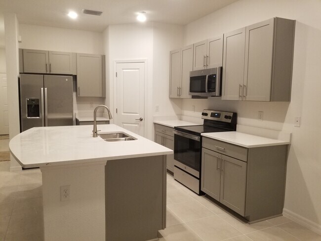 Building Photo - 5742 Archipelago St