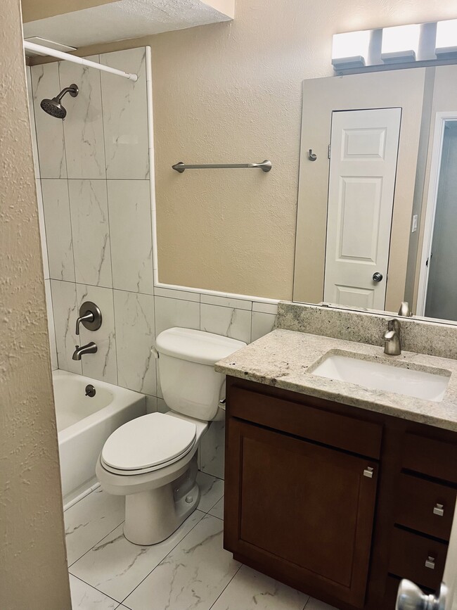 Building Photo - 3663 S Sheridan Blvd