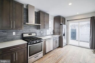 Building Photo - 2028 E Firth St