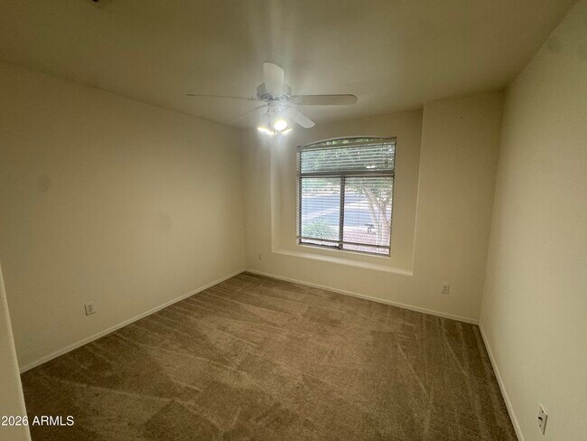 Building Photo - 7187 S Parkside Dr