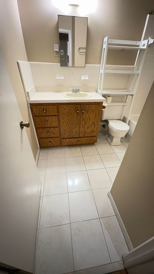 Building Photo - Renewood