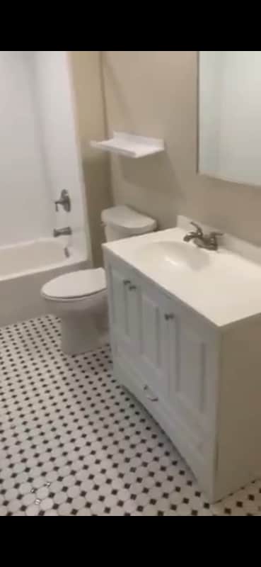 Building Photo - 1624 16th Ave S