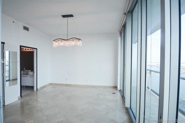 Building Photo - 888  Biscayne Blvd  4603 Miami Fl 33132