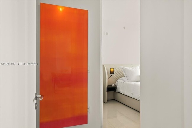 Building Photo - 460 NE 28th St