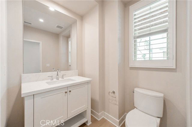 Building Photo - 128 Rimstone