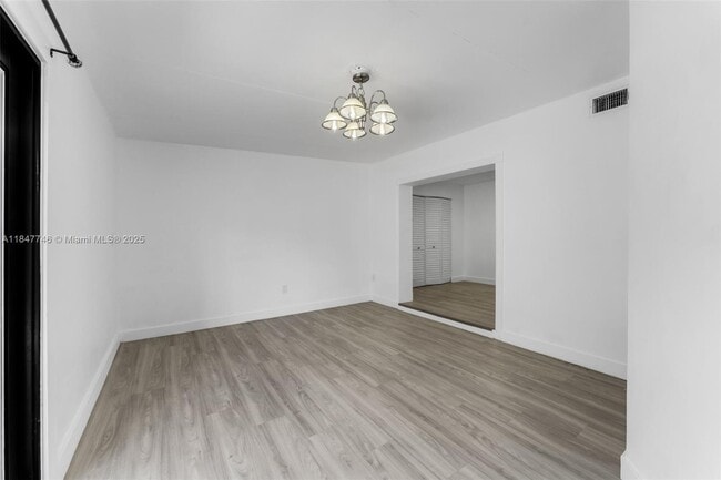 Building Photo - 6608 SW 114th Ave