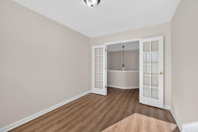 Building Photo - 4379 Annlette Dr NW