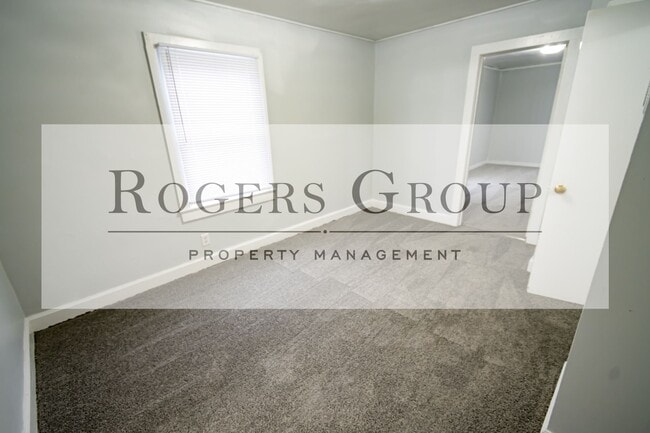 Building Photo - 502 Hilliard St