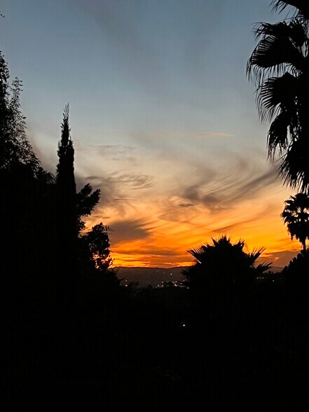 Building Photo - 1986 Sherer Ln