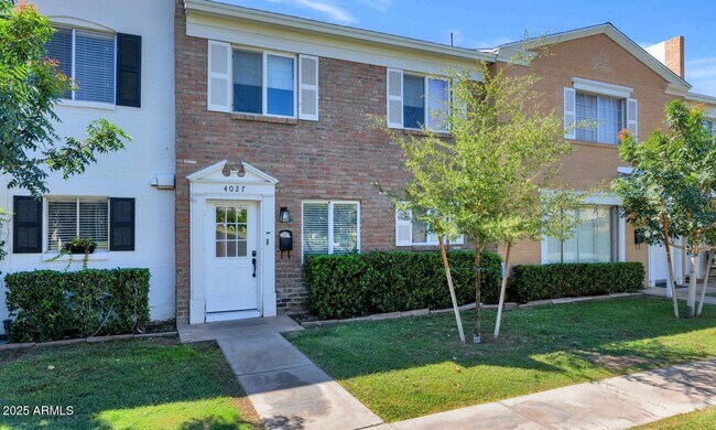 Primary Photo - 4027 E Campbell Ave