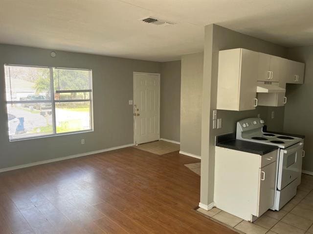 Building Photo - 305 Casie Ct