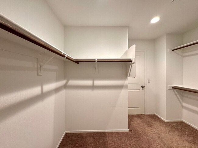 Building Photo - SOLAR INCLUDED! Stunning 3 Bedroom Home in...