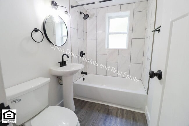 Building Photo - 1823 Griswold Dr