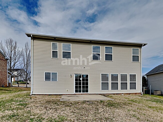 Building Photo - 1803 Baileys Trace Dr