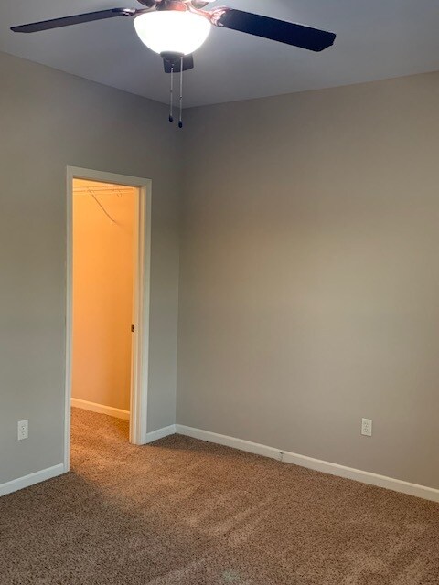 Building Photo - 621 Top Notch Ln