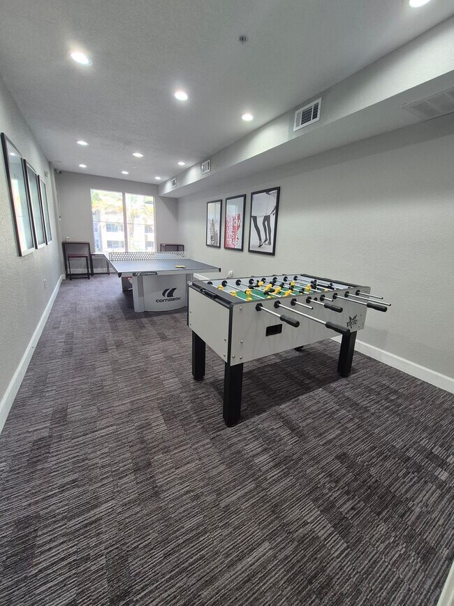 Building Photo - It's a lifestyle!