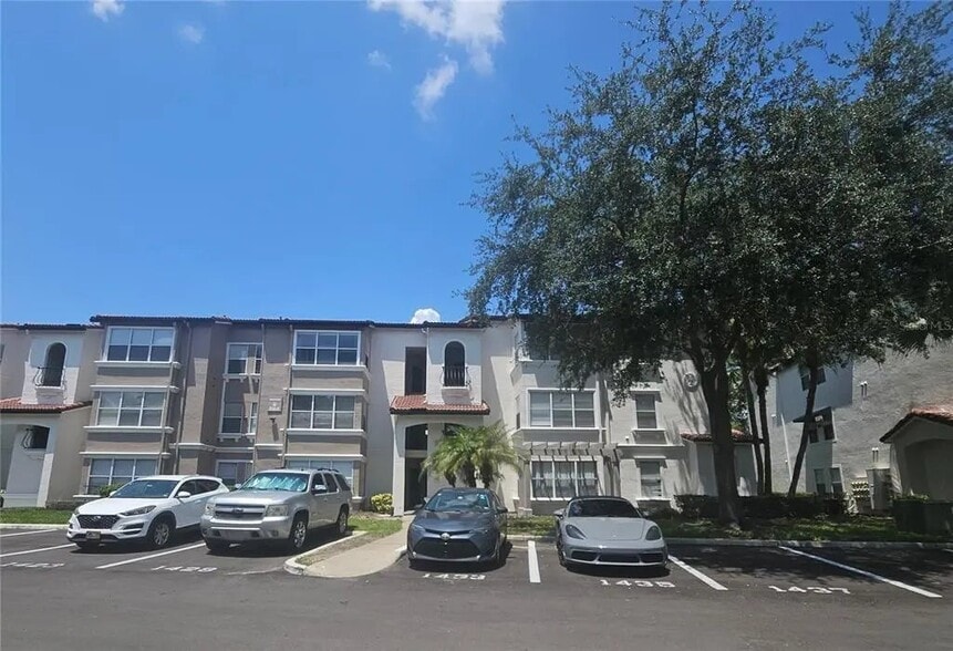 Building Photo - 5160 Conroy Rd