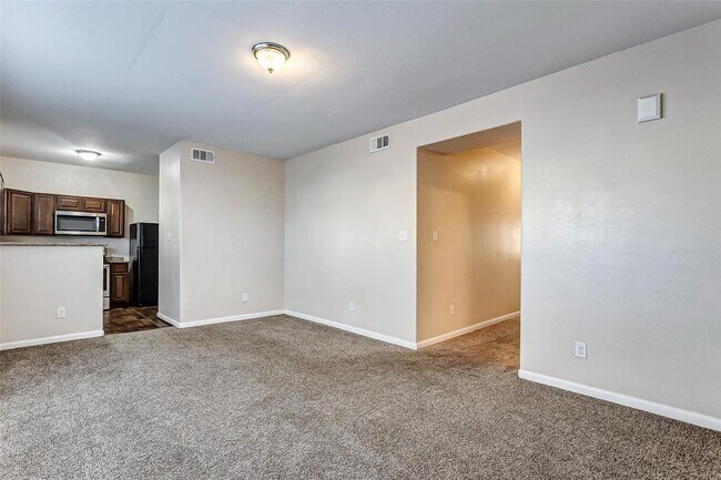 Building Photo - 8704 San Rocco St