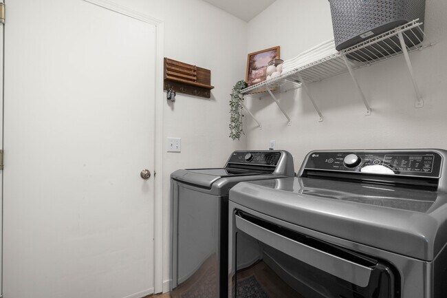 Building Photo - 13008 171st St E