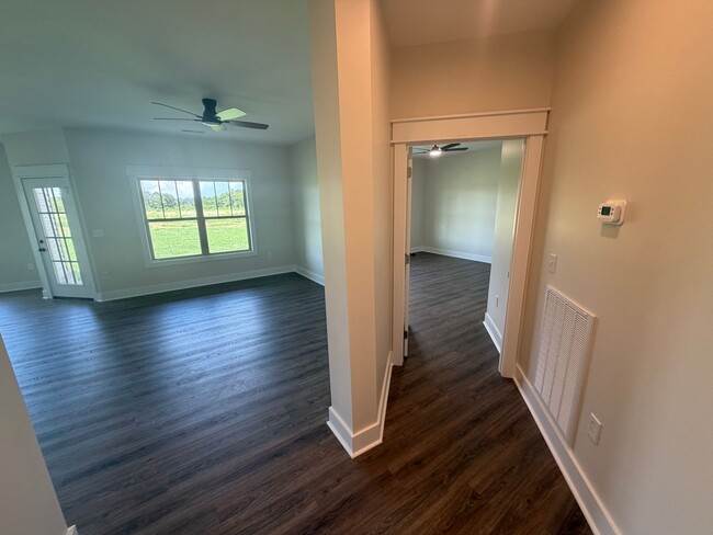 Building Photo - 225 Deer Trail