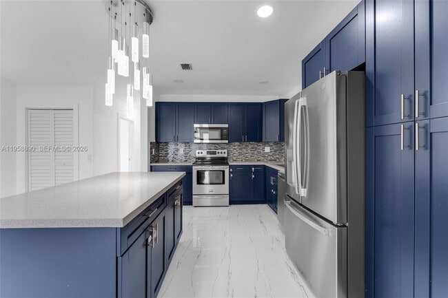 Building Photo - 20000 Eagle Nest Rd