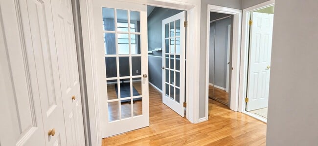 Building Photo - 804 Spinnaker Ct