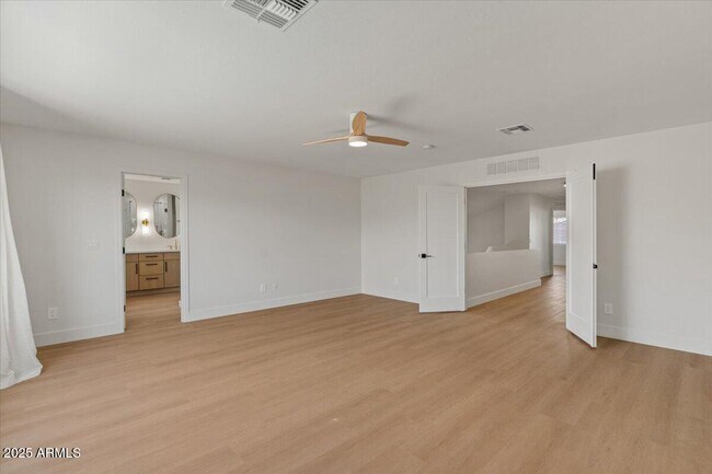 Building Photo - 2289 W Hayden Peak Dr