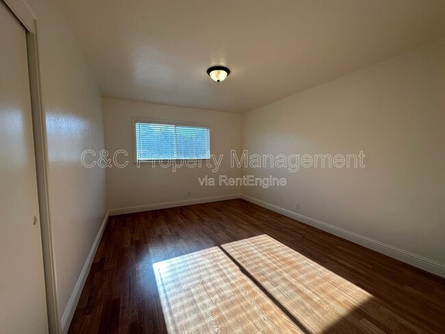 Building Photo - 1126 Granada Ave