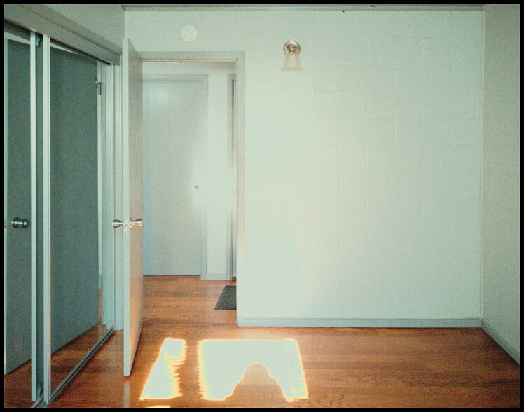 Building Photo - 1504 12th Ave S