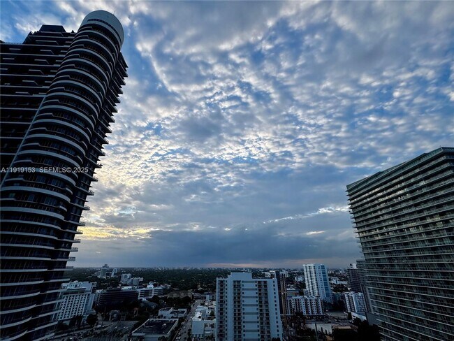 Building Photo - 1250 S Miami Ave