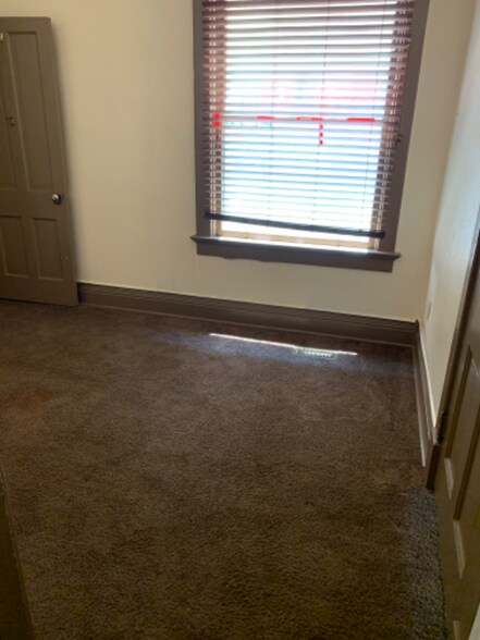 Building Photo - 2840 Irving St