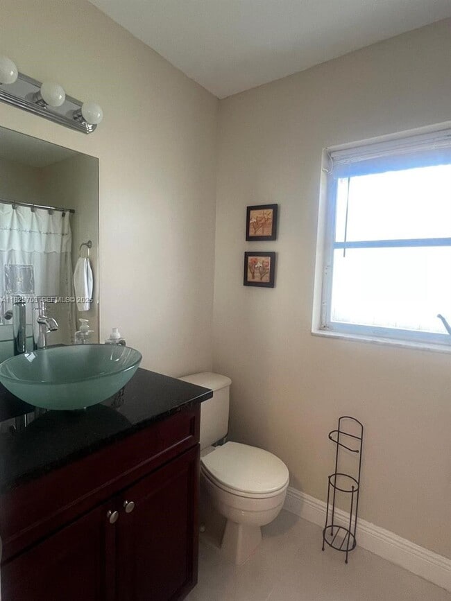 Building Photo - 18906 Schooner Dr