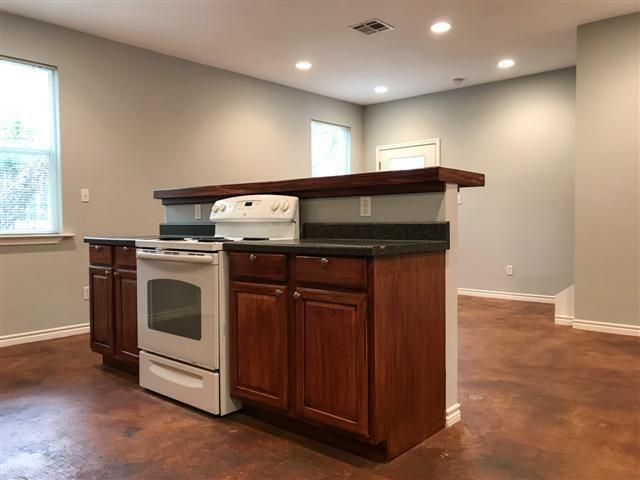 Building Photo - 5513 William Holland Ave