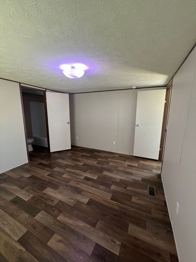 Building Photo - 142 County Road 5516