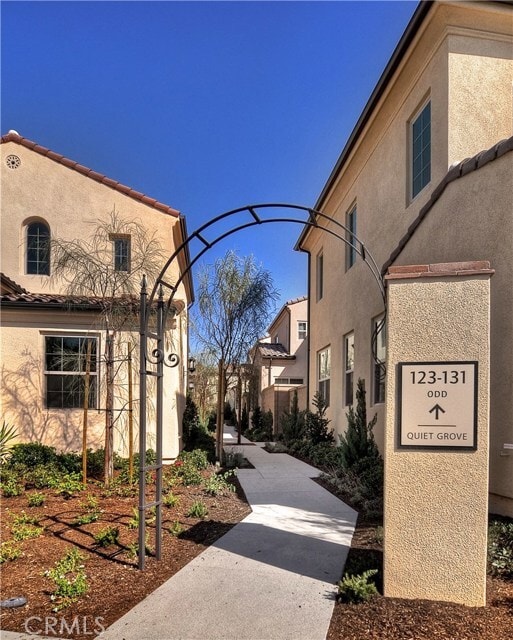 Building Photo - 123 Quiet Grove