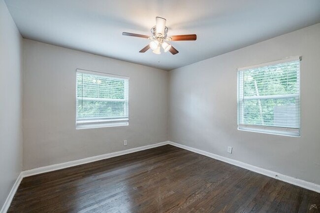 Building Photo - Second-Floor 2-Bedroom Premium Apartment | 850 SF