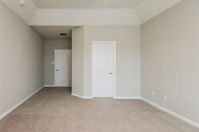 Building Photo - 9606 Stewart Springs Blvd