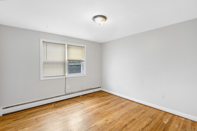 Building Photo - 183 Barker St